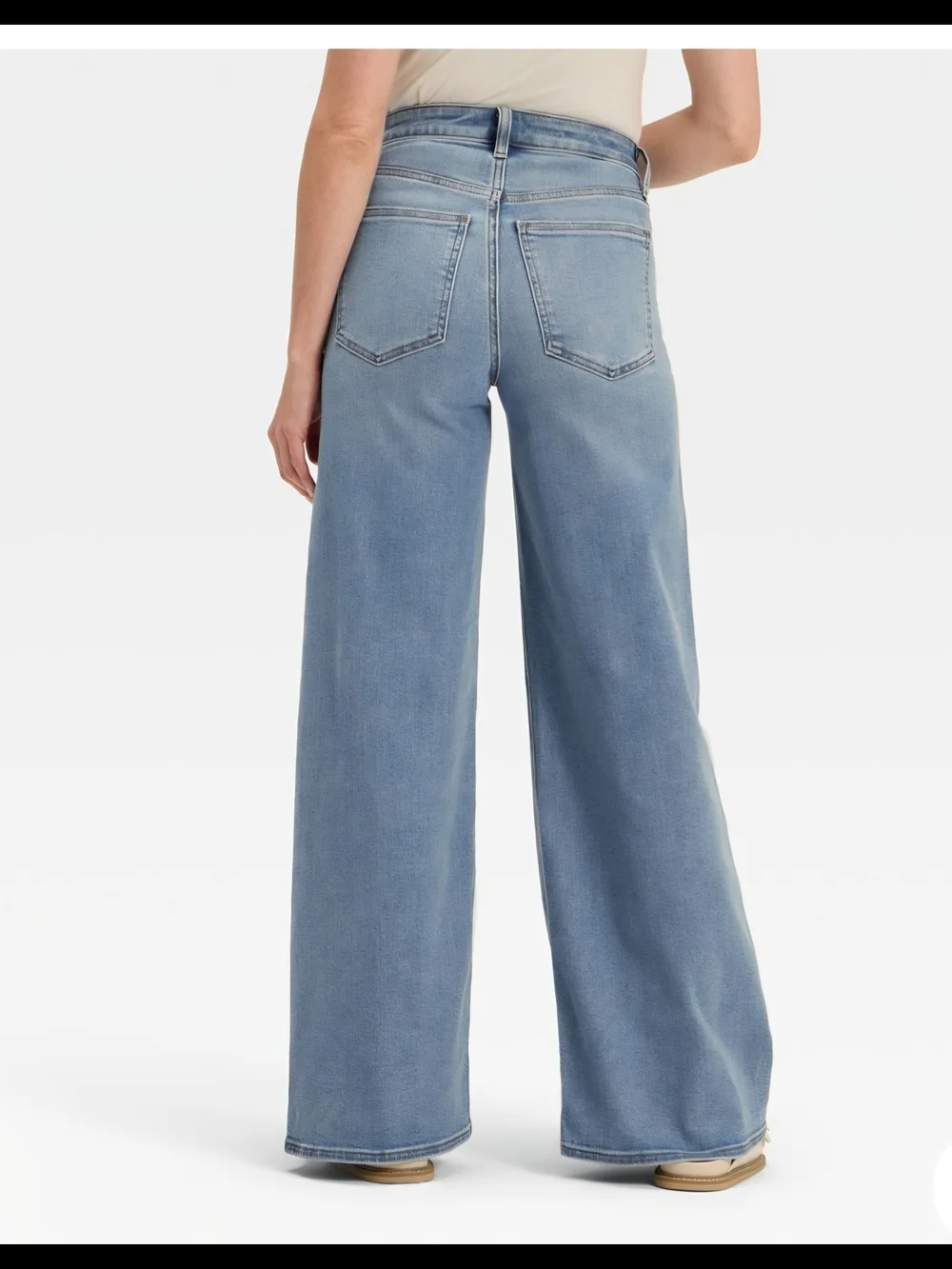 Universal Thread Light Blue High-Rise Wide Leg Jeans